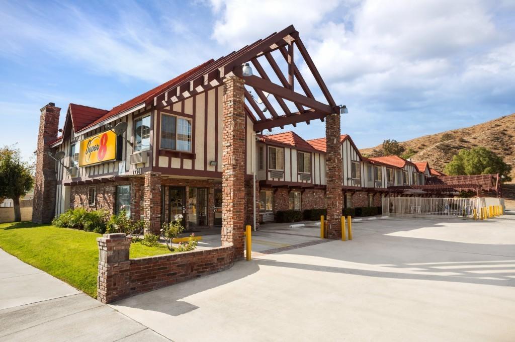 速8圣塔克拉里塔酒店 圣塔克拉瑞塔 外观 照片