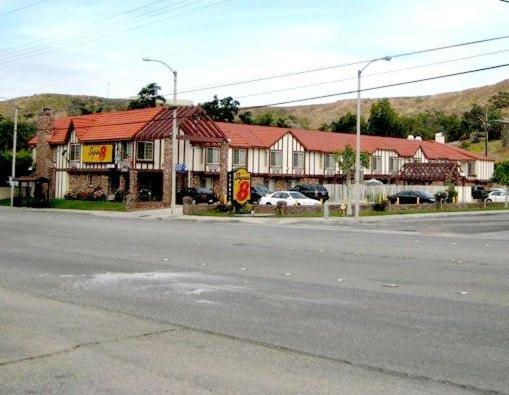 速8圣塔克拉里塔酒店 圣塔克拉瑞塔 外观 照片